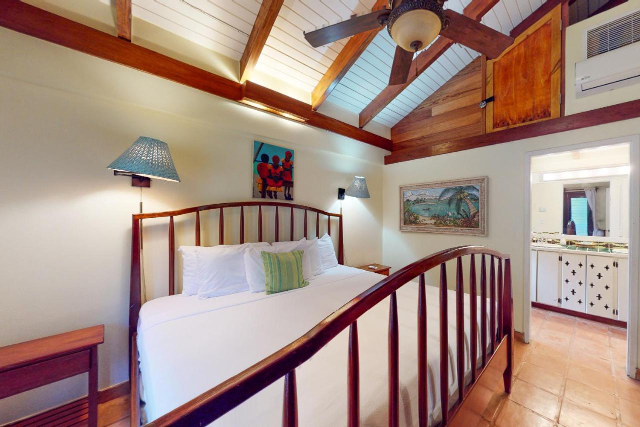 Condo #27 @ Beachside Villas Dangriga Eksteriør bilde